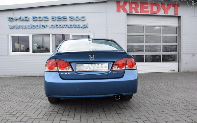 Honda Civic cena 19900 przebieg: 235000, rok produkcji 2006 z Hrubieszów małe 781